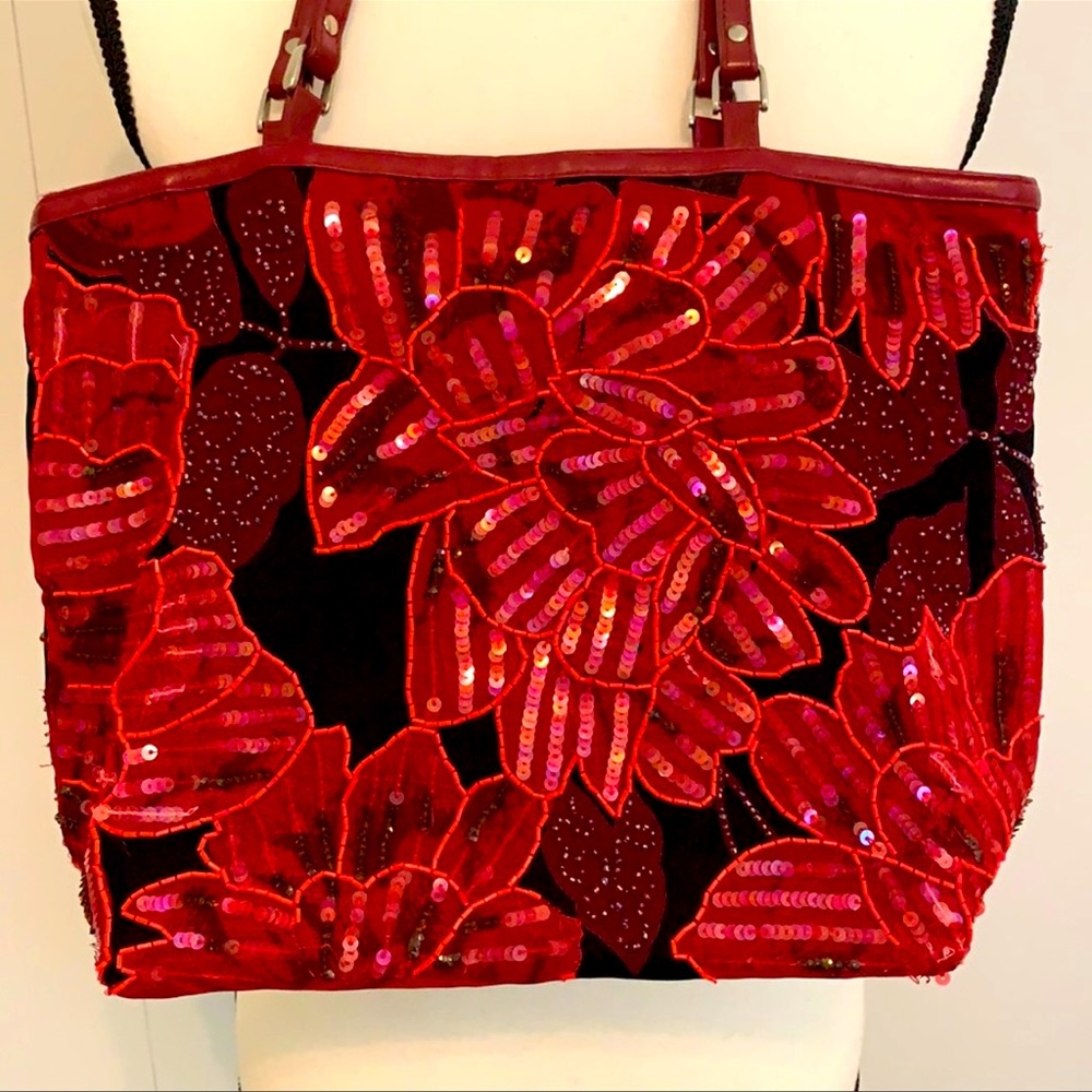 Christiana Red Beaded Purse 🌹